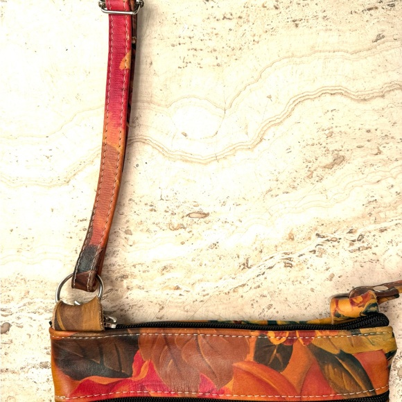 Handmade leather Argentinian embellished crossbody with matching coin purse - Picture 4 of 12